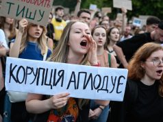 Në Ukrainë fillojnë protestat anti-qeveritare – Zelenski kërkon të eliminojë agjencitë anti-korrupsion
