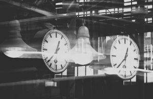 “Déjà vu”: Një defekt në trurin tuaj apo vetëdija juaj udhëtoi drejt së ardhmes?