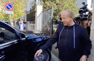 Behgjet Pacolli paraqitet në Prokurorinë e Tiranës, jep dëshmi për hetimet mbi aeroportin e Vlorës