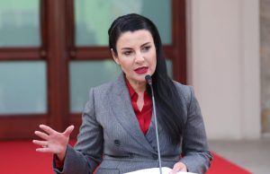 Belinda Balluku në fokusin e SPAK: Një fletëthirrje dhe shumë pikëpyetje