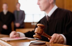 Berisha: Për një vendim gjykate duhen 1200 ditë – drejtësia shqiptare e bllokuar nga Rama