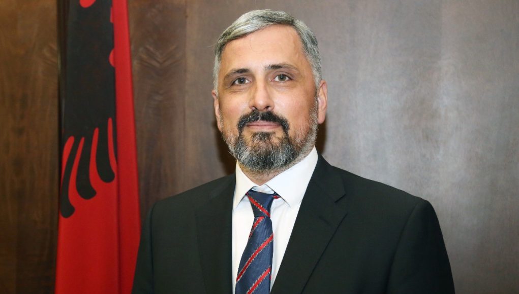 Ne jemi me Asim Vokshin: Deklarata e Shoqatës Kombëtare të Gjyqtarëve të Republikës së Shqipërisë